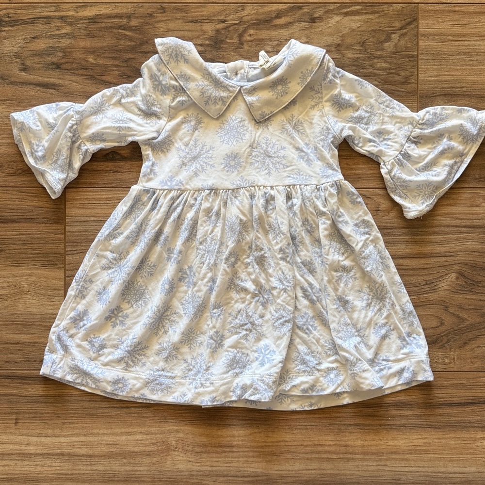 Kate Quinn Blue and White Snowflake Dress 3-6M bamboo EUC